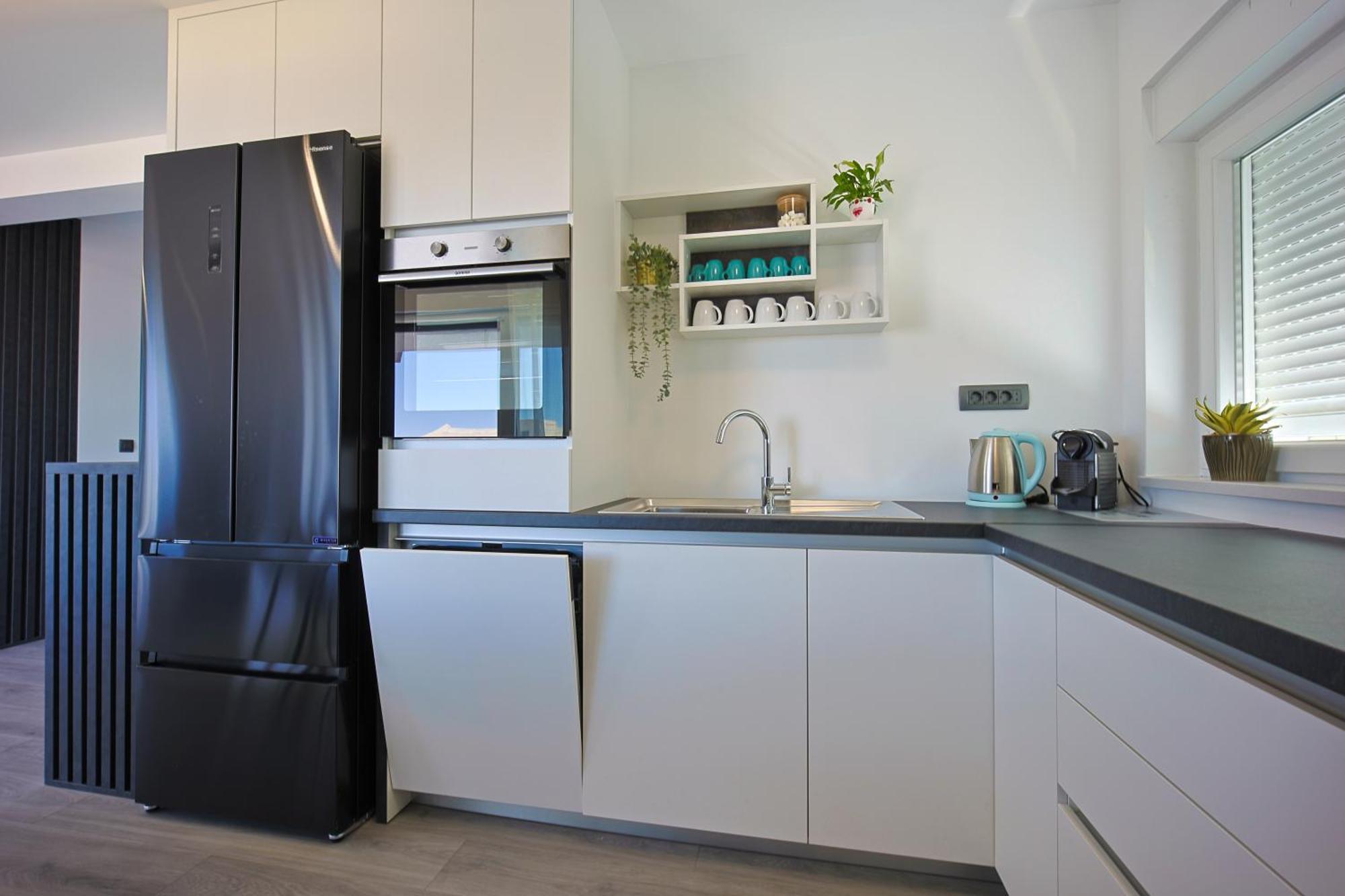 מאקרסקה La Storia Apartments מראה חיצוני תמונה